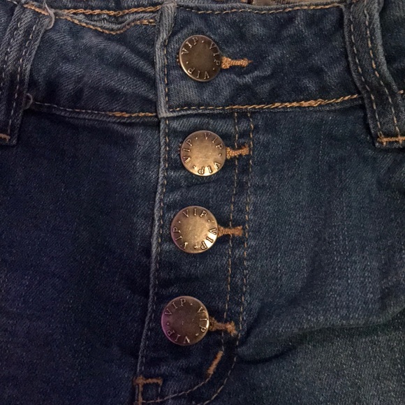 Shorts - Picture 10 of 10